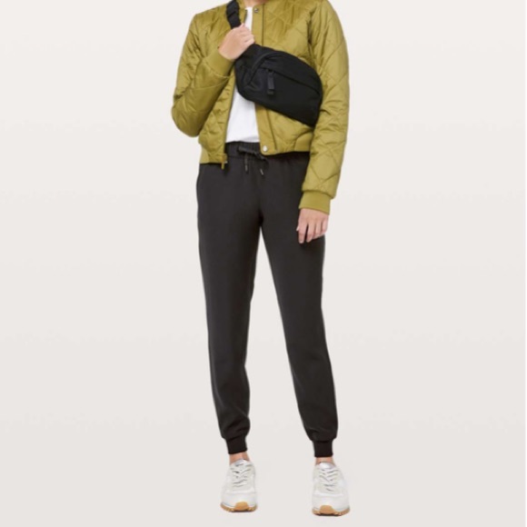 lululemon athletica Pants - Lululemon On The Fly Jogger
Black